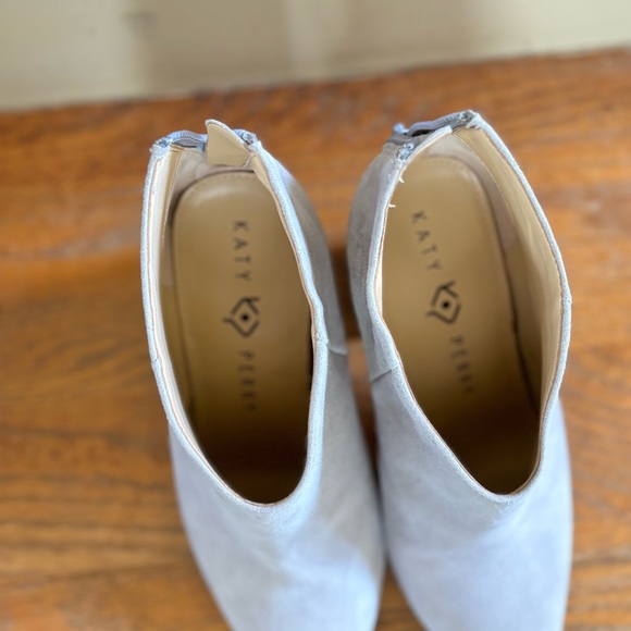 Katy Perry Gypsy Suede Nude Boots - Size 7.5 - Picture 4 of 8